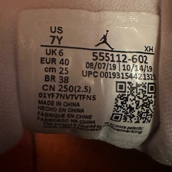 Pink and Blue Air Jordan 1 Mid GS - Picture 3 of 8